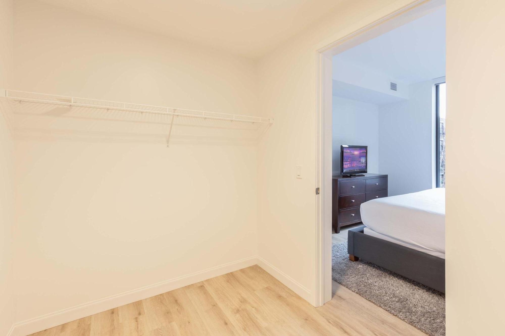Gorgeous With Kitchen Apartment Boston